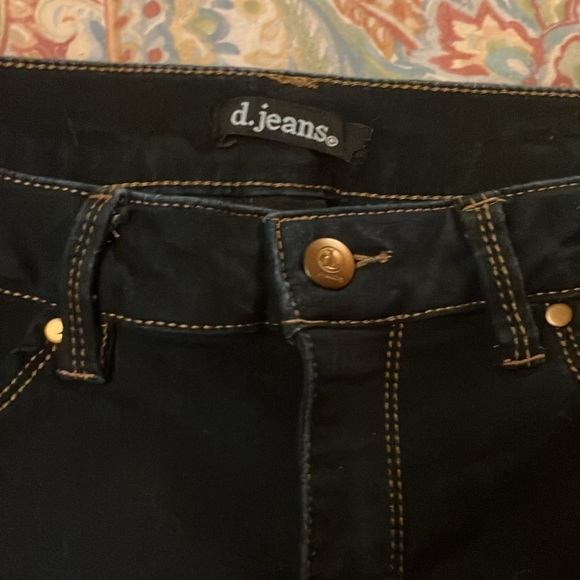 d. jeans Black Bermuda Shorts Classic Style size 8 - Picture 2 of 5